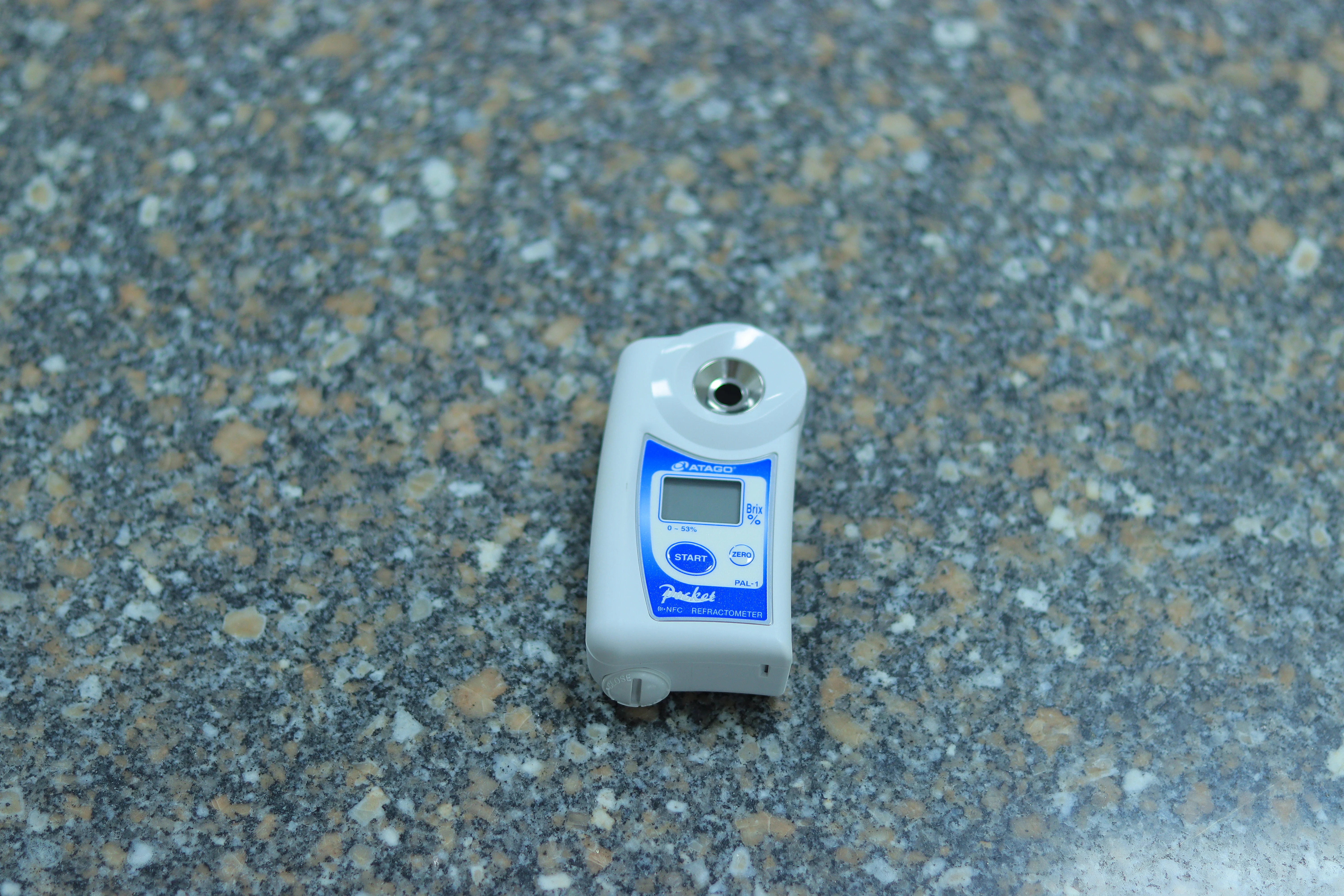 Digital Refractometer